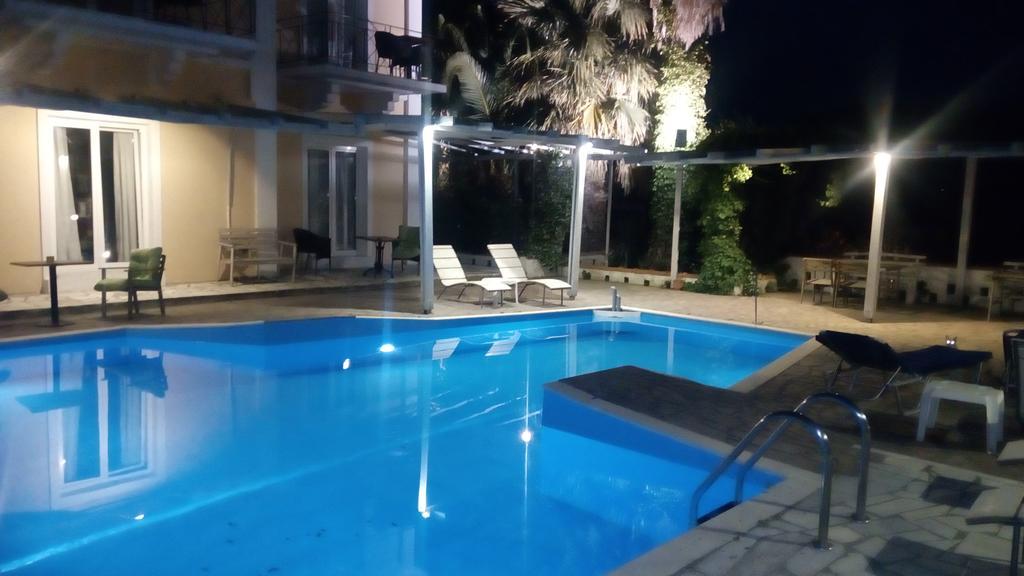 Cavo Christo Hotel Petra  Bagian luar foto